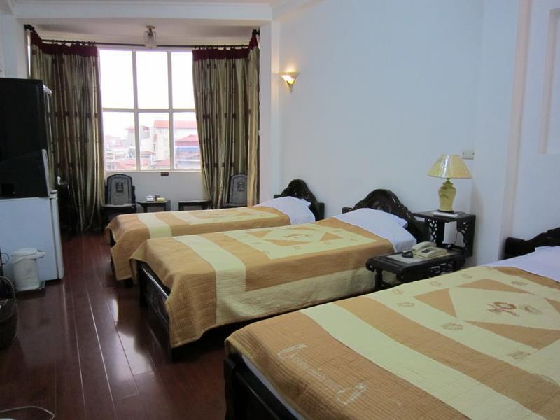 Hoang Cuong Hotel Hanoi Exterior photo