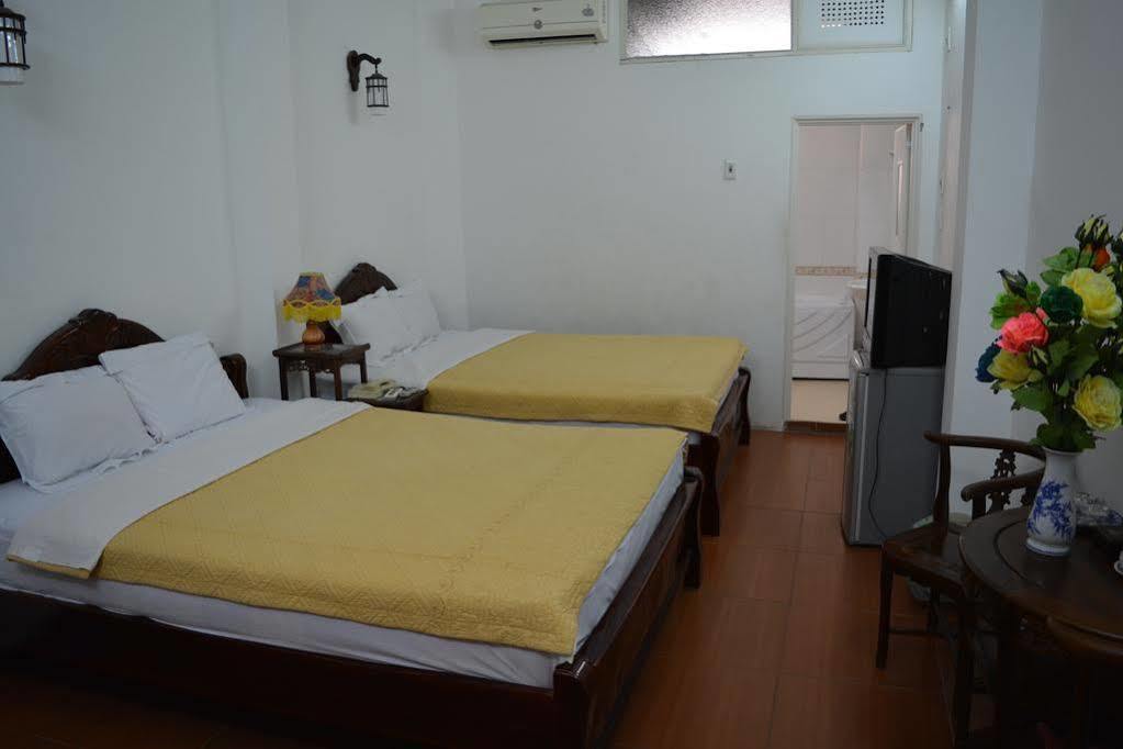 Hoang Cuong Hotel Hanoi Exterior photo