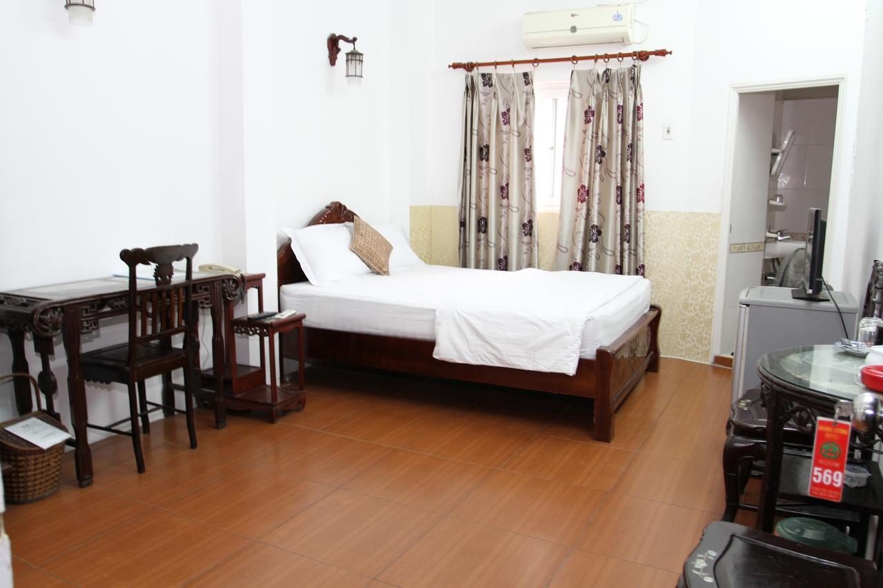Hoang Cuong Hotel Hanoi Exterior photo